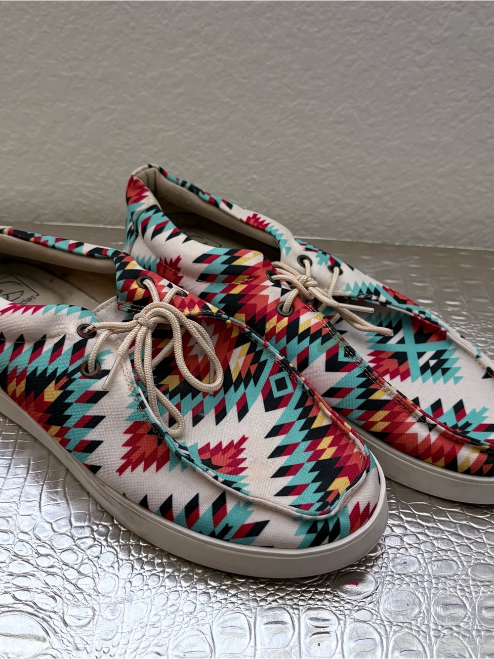 Women’s Aztec Pattern Canvas Moccasins in White, Teal & Red